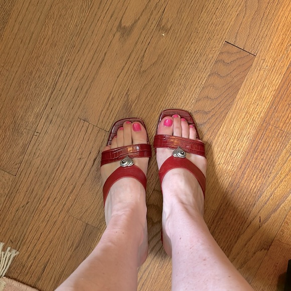 Brighton Trista red leather sandal heels - Picture 6 of 6